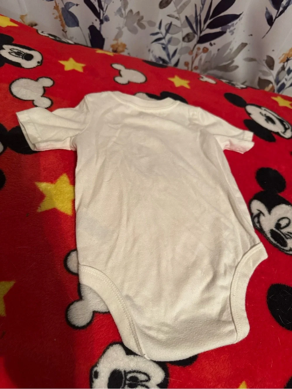 Baby White Desert Cactus One-Piece Bodysuit 6 9 Months Garanimals C5